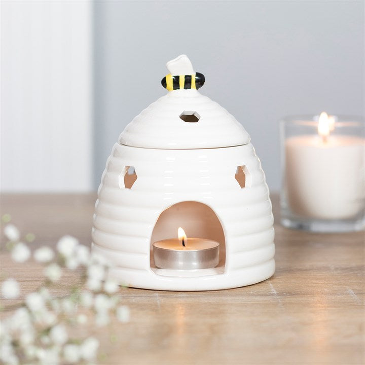 White Beehive Oil Burner – Ceramic Aroma Burner with Honeycomb Cutouts & Bee Detail