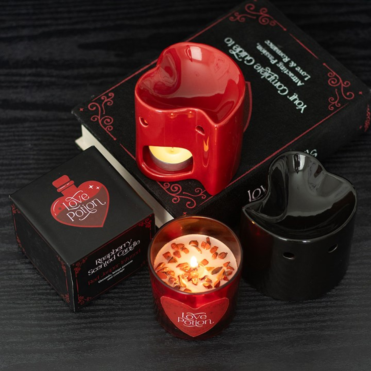 Black Heart Oil Burner – Ceramic Wax & Fragrance Diffuser for Love & Passion