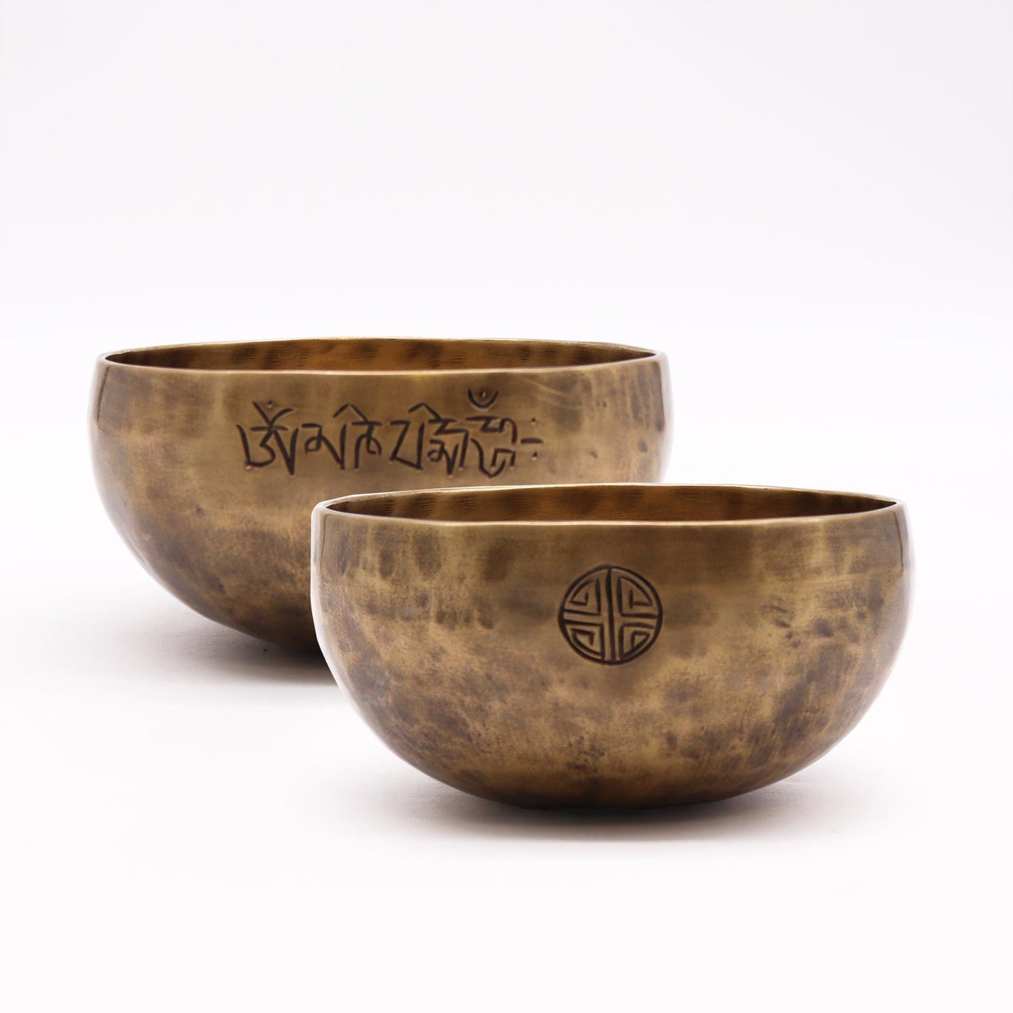Medium Nepalese Moon Singing Bowl – 15cm Handcrafted Brass Meditation Bowl (750g)