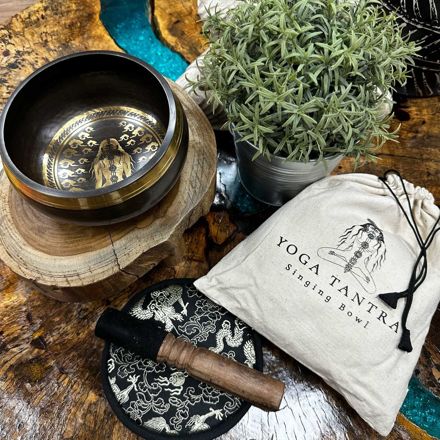 Hand Beaten & Engraved Yogi Singing Bowl Gift Set – 14cm with Mallet, Cushion & Pouch