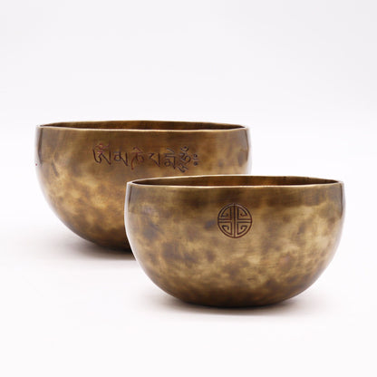 Large Nepalese Moon Singing Bowl – 17 cm Hand-Hammered Brass Meditation Bowl (Approx. 850 g)