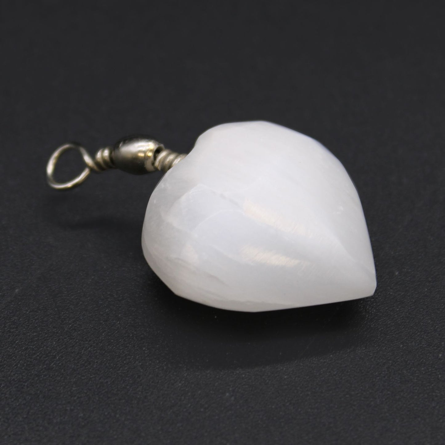 Selenite Heart Pendant – Healing Crystal for Calm, Protection & Aura Cleansing