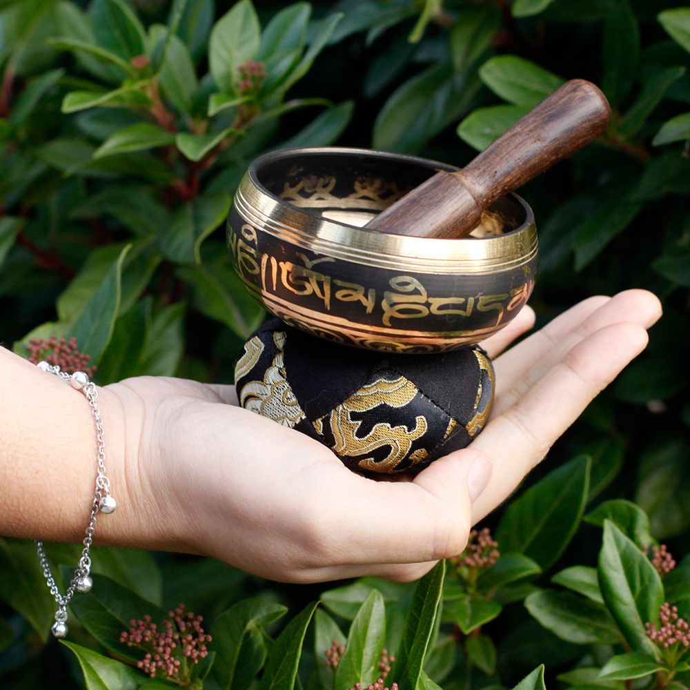 Mini Singing Bowl Gift Set – Black with Cushion, Mallet & Case