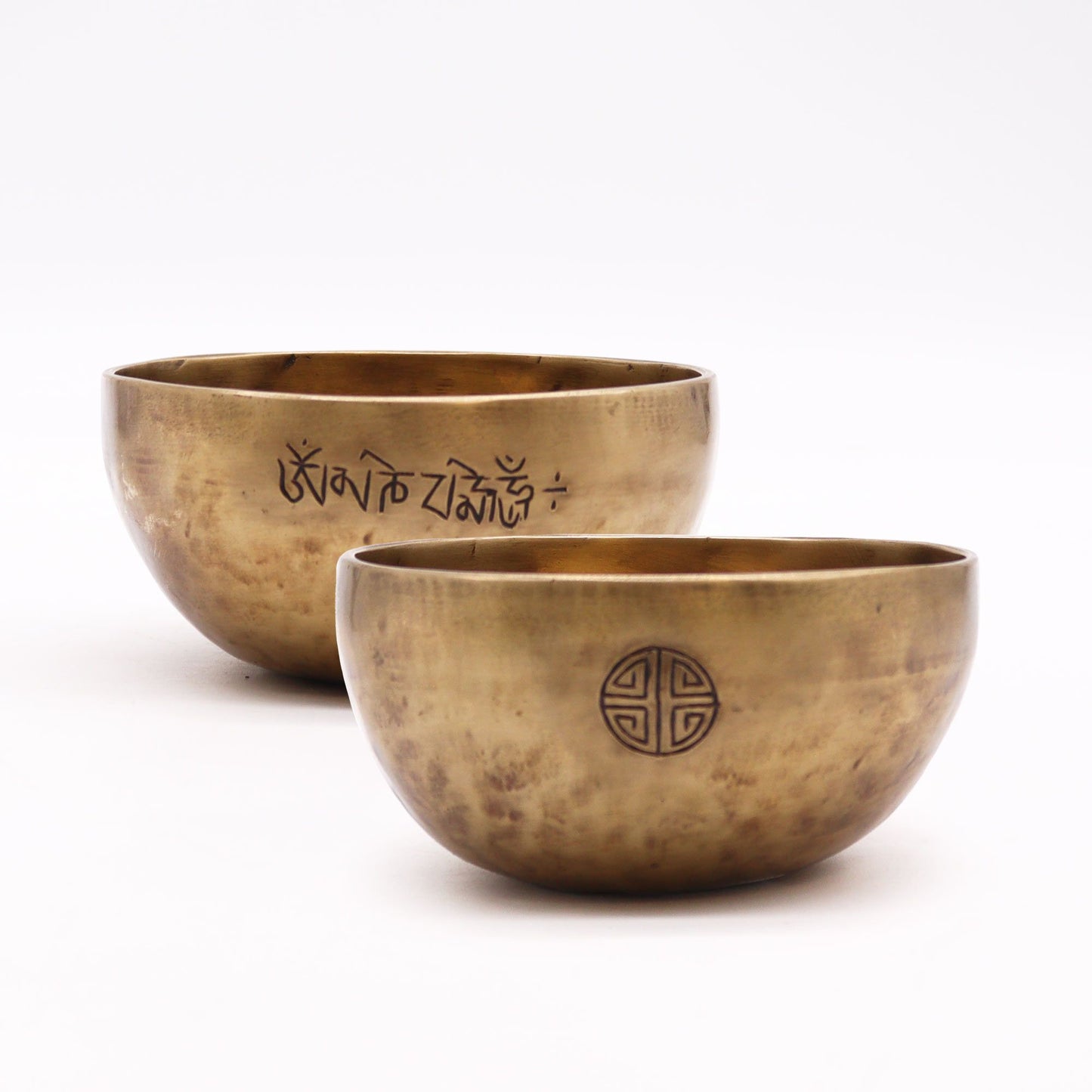 Small Nepalese Moon Singing Bowl – 13cm Handcrafted Brass Meditation Instrument (Approx. 550g)