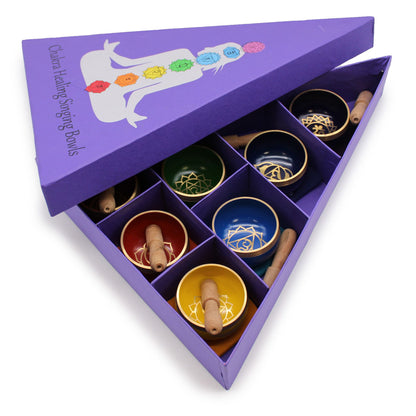 Chakra Pyramid Singing Bowl Gift Set – 7 Singing Bowls with Mallet & Cushion in Pyramid Box