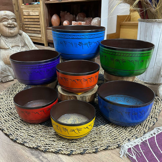 Large Chakra Singing Bowl Set (7 Pieces, 19.5–35cm) – Handcrafted Brass Sound Bowl Collection