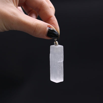 Selenite Natural Pendant – Energy Cleansing, Clarity & Spiritual Protection Crystal Necklace