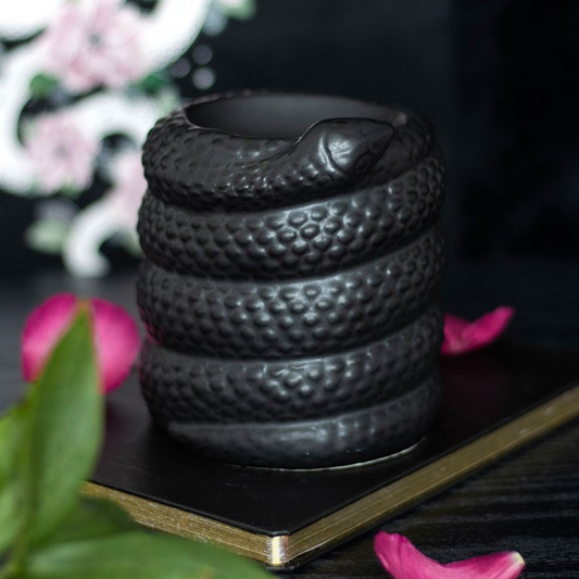 Black Snake Oil Burner – Mystical Ceramic Wax & Fragrance Diffuser for Transformation & Protection